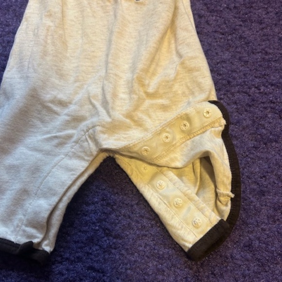 "My First Thanksgiving" onesie - 6 months - Picture 5 of 5